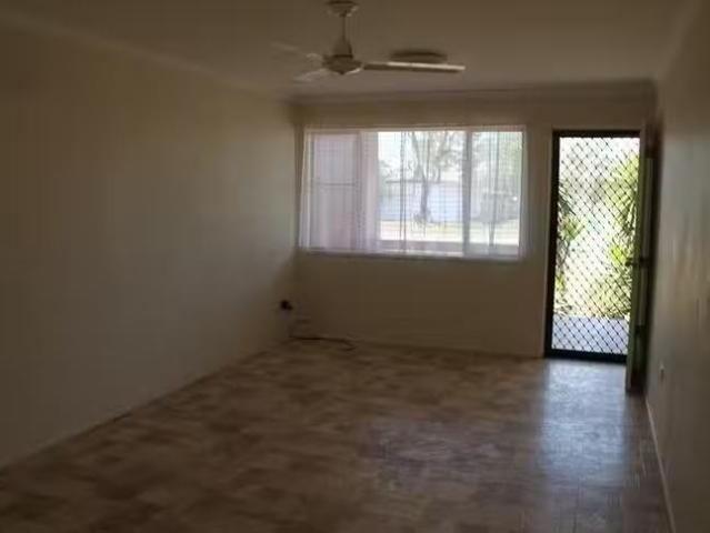 Charming 50 Oxford Street, Nebo, QLD 4742