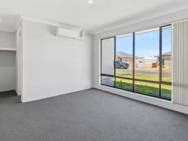 Just in! 50 Westaway Road, Pinjarra, WA 6208