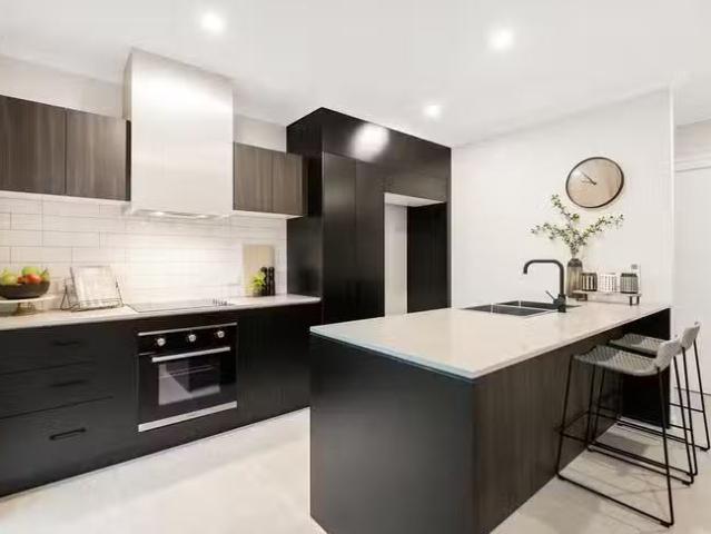 Cheap 51/10 Giosam Street, Richlands, QLD 4077