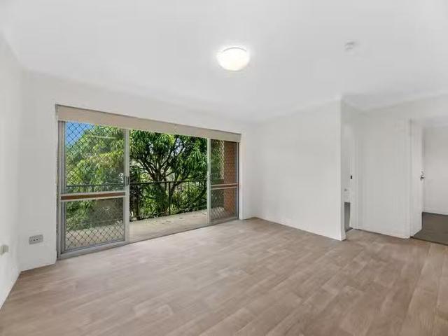 New 5/117 Flower Street, Northgate, QLD 4013