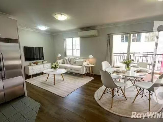 Just in! 51/46 Dunblane Street, Camperdown, NSW 2050