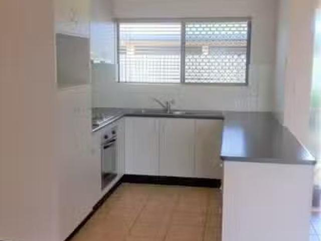 Unique 5/15 Perkins Street, North Mackay, QLD 4740