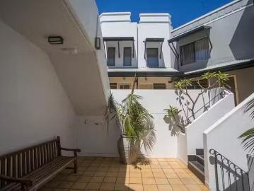 Cozy 5/192 Hampden Road, Nedlands, WA 6009