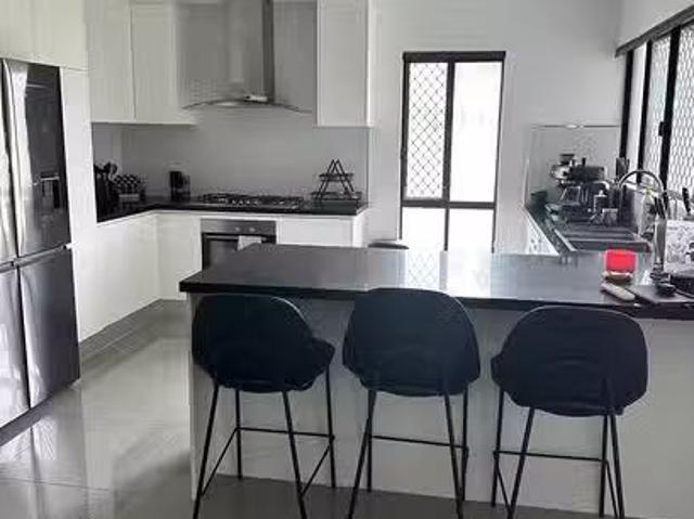 Cozy 51 Moorinya Circuit, Mount Peter, QLD 4869