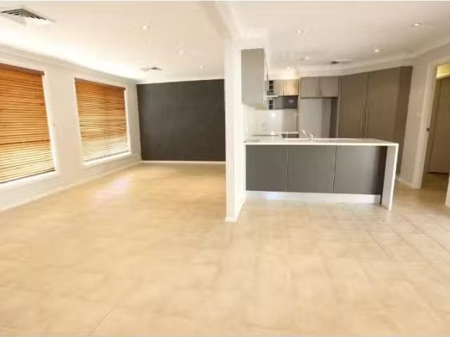 Just in! 51 Bija Drive, GLENMORE PARK House for rent Listed b.