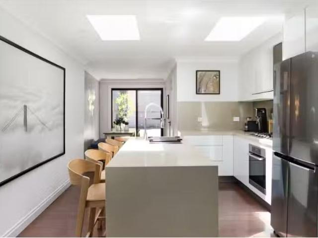 Cozy 51 Lackey Street, St Peters House for rent Listed by Urs.