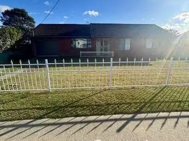 Cheap 51 Tallyan Point Road, Basin View, NSW 2540