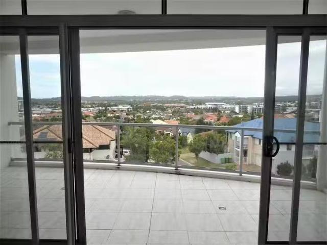 Deal! 5/21 Winton Terrace, Varsity Lakes, QLD 4227