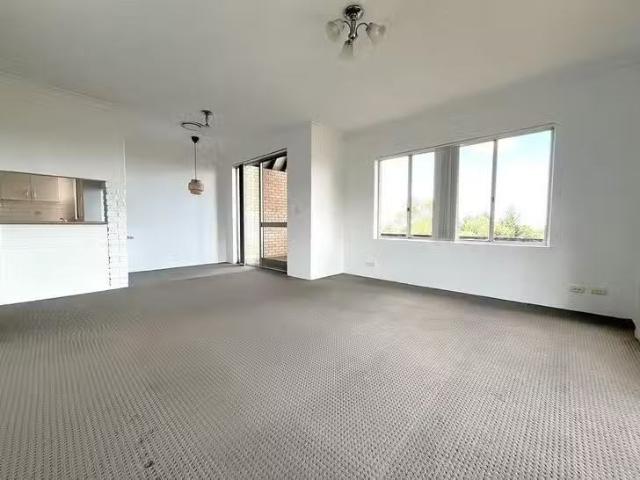 For Rent! 5/22 24 English Street, Kogarah, NSW 2217