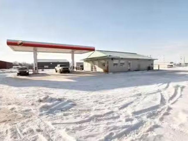 Cheap 524 Wheeler Avenue, Acme, AB, T0M 0A0 commercial for s.