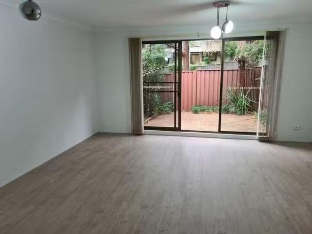 For Rent! 5/25 Taranto Road, Marsfield NSW 2122