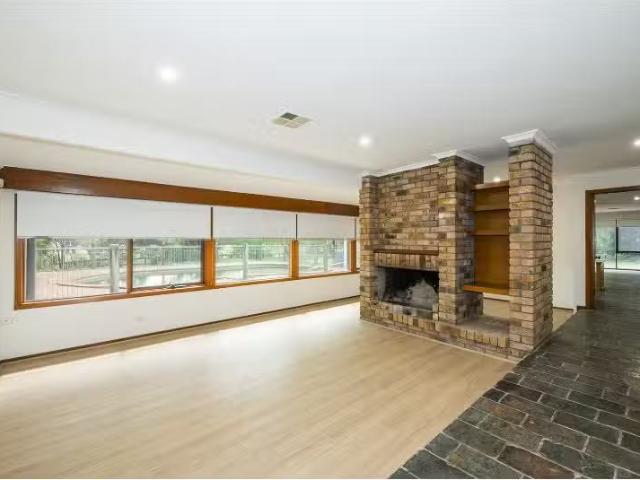 Charming 534 Mulgoa Road, Regentville House for rent Listed b.