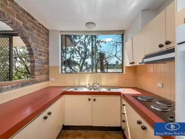 For Rent! 5/376 Milton Road, Auchenflower, QLD 4066