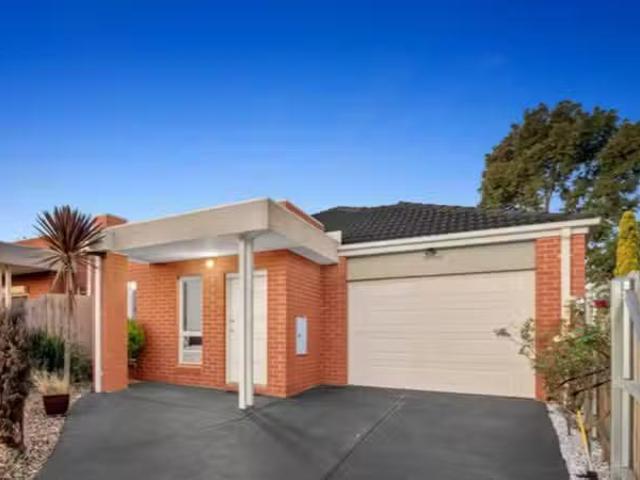 Charming 53 Lesdon Avenue, Cranbourne VIC 3977