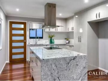 Deal! 53 Swan Terrace, Windsor House for rent Listed by Emily.