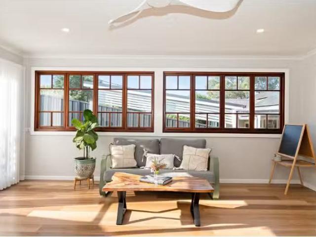 Unique 5 Cathrine Street, Kotara South House for rent Listed.