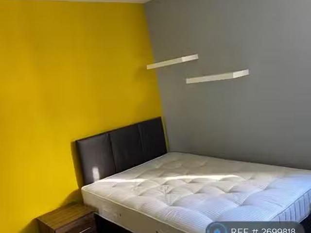 Rental! 5 BA 1 bedroom house share for rent in Filwood Road, B.