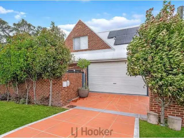Cheap 5 Balmoral Place, Balmoral House for rent Listed by Ash.