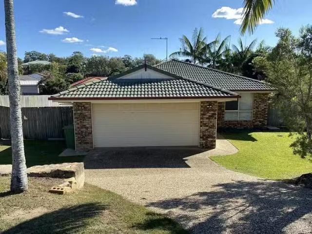 Deal! 5 BR 12 Adraan Court, Dakabin, QLD 4503