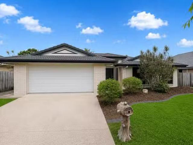 Nice 5 BR 18 Fir Place, Warner, QLD 4500 House for Rent