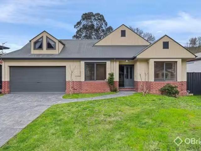 Just in! 5 BR 20 Rollings Road, Upper Ferntree Gully, VIC 3156