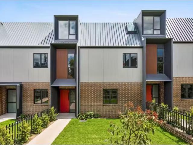 New 5 BR 2/217 William Street, Earlwood House for rent Listed.