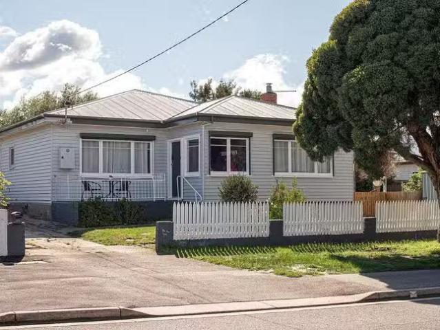 Unique 5 BR 232 Peel Street West, Summerhill, TAS 7250