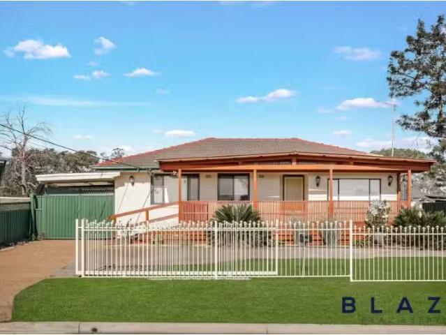 For Rent! 5 BR 28 Kaluga Street, Busby House for rent Listed.