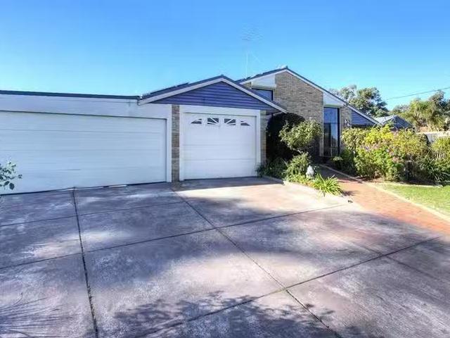 New 5 BR 31 Cantua Way, Forrestfield, WA 6058