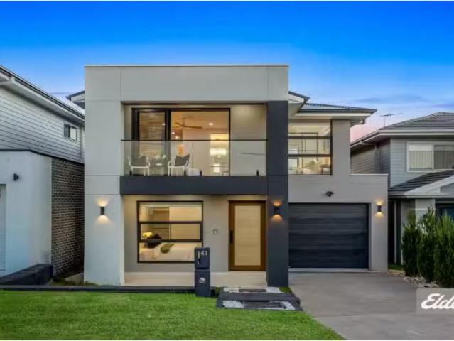 Cheap 5 BR 41 Solstice Street, Box Hill House for rent Listed.