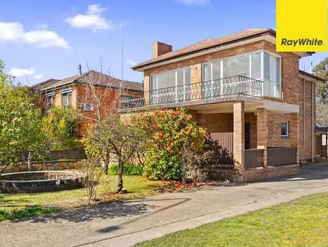 Deal! 5 BR 520 Northbourne Avenue, Downer, ACT 2602