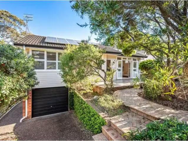 New 5 BR 5 Tingara Street, Charlestown House for rent Listed.