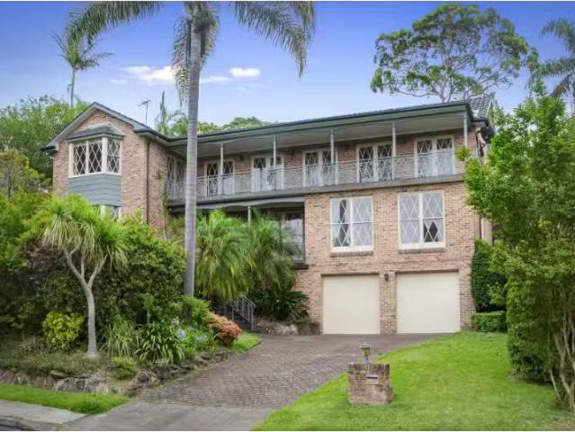 Unique 5 BR 5 Emerstan Drive, Castle Cove House for rent List.
