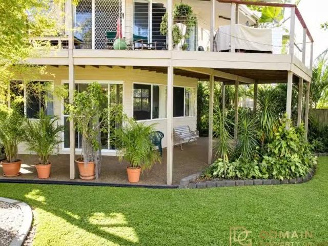 Cozy 5 BR 85 Moola Road, Buff Point House for rent Listed by.