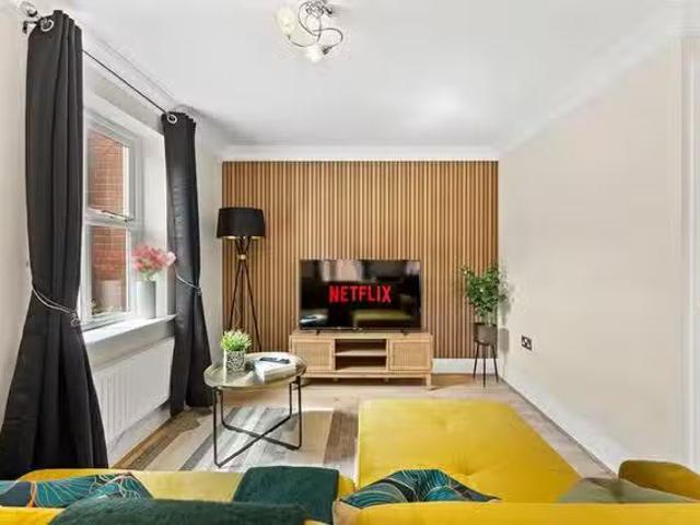 Deal! 5 BR London Road