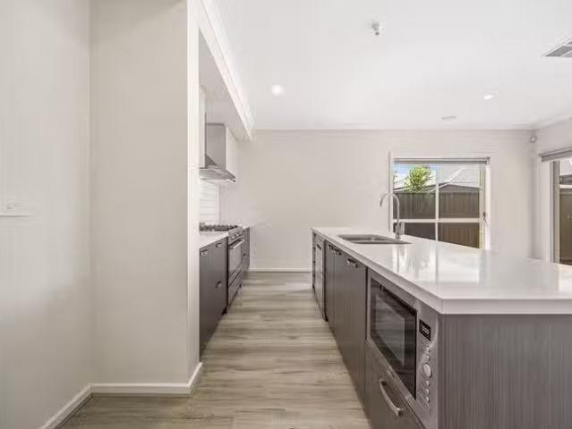 Just in! 5 Gribble Street, Lucas, VIC 3352