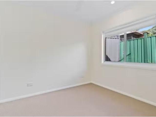 Deal! 5A Gallus Place, Rosemeadow Apartment for rent Listed b.