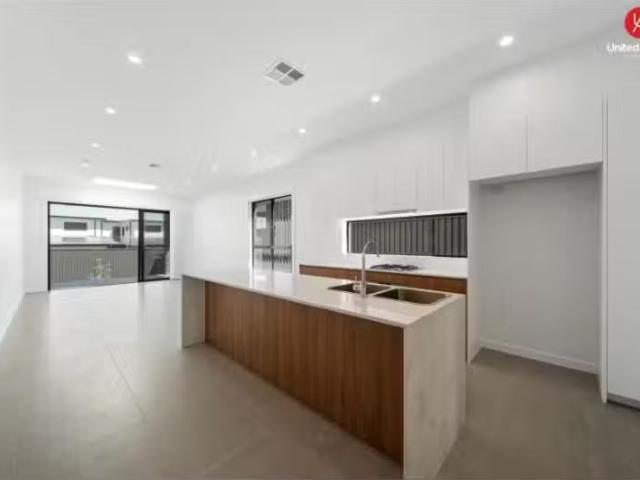 Cheap 5C Susan Place, MINTO House for rent Listed by Carmel N.