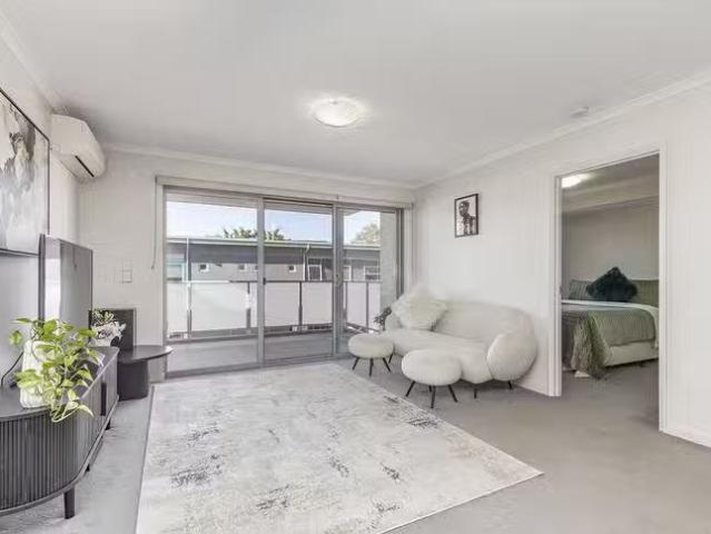 Nice 64/189 Swansea Street East, East Victoria Park, WA 6101