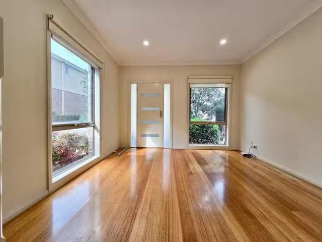 Cheap 6/44 Station Street, Nunawading, VIC 3131