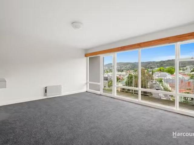 New 6/4 Jersey Street, SANDY BAY, TAS 7005 House for Rent