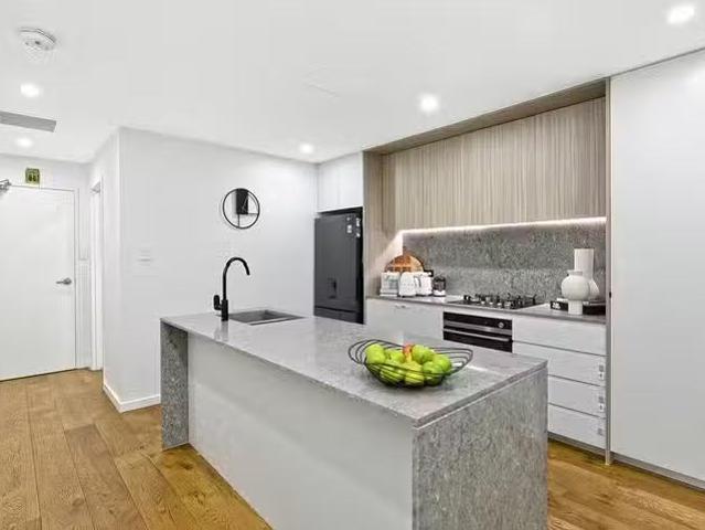 Cozy 6/51 Hanna Street, Botany, NSW 2019