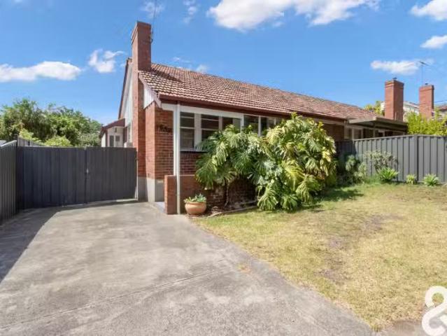 Rental! 652 Murray Road, Preston VIC 3072