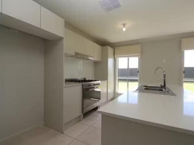 Cheap 65 Mewburn Drive, Goulburn, NSW 2580