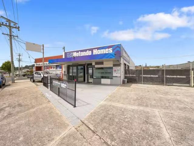 Deal! 65 Bass Highway, SOMERSET, TAS 7322 Retail for Rent