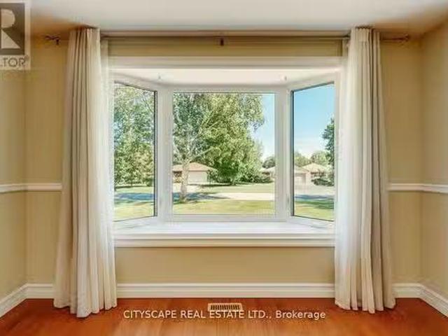 Unique 65 Riverglen Drive, Georgina, ON, L4P 3K7 house for l.