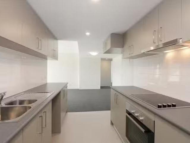 Nice 6/6 Barnong Lookout, Beeliar, WA 6164