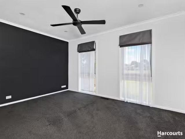 New 66 Windham Street, WALLAN, VIC 3756 House for Rent