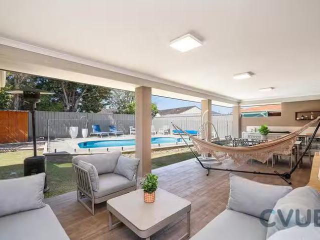 For Rent! 67 Osmaston Road, Carine, WA 6020