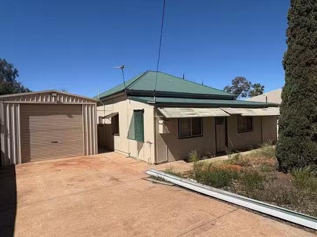 Charming 67 Campbell Street, Lamington, WA 6430